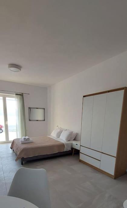Bay-Dream 4 Lägenhet Adamantas  Exteriör bild